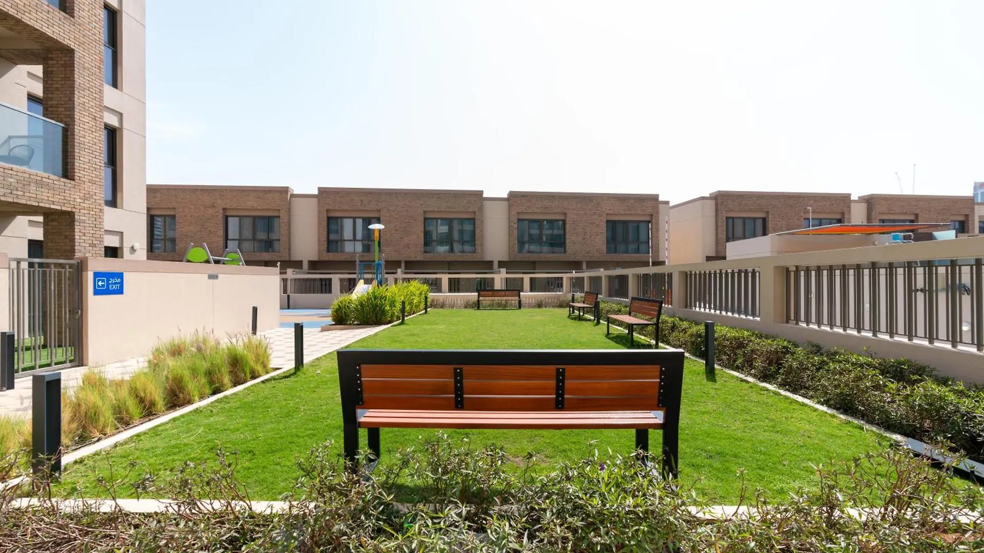 Chic 1Br Retreat - Eleganz 2 By Danube With Study Room Dubai Apartment