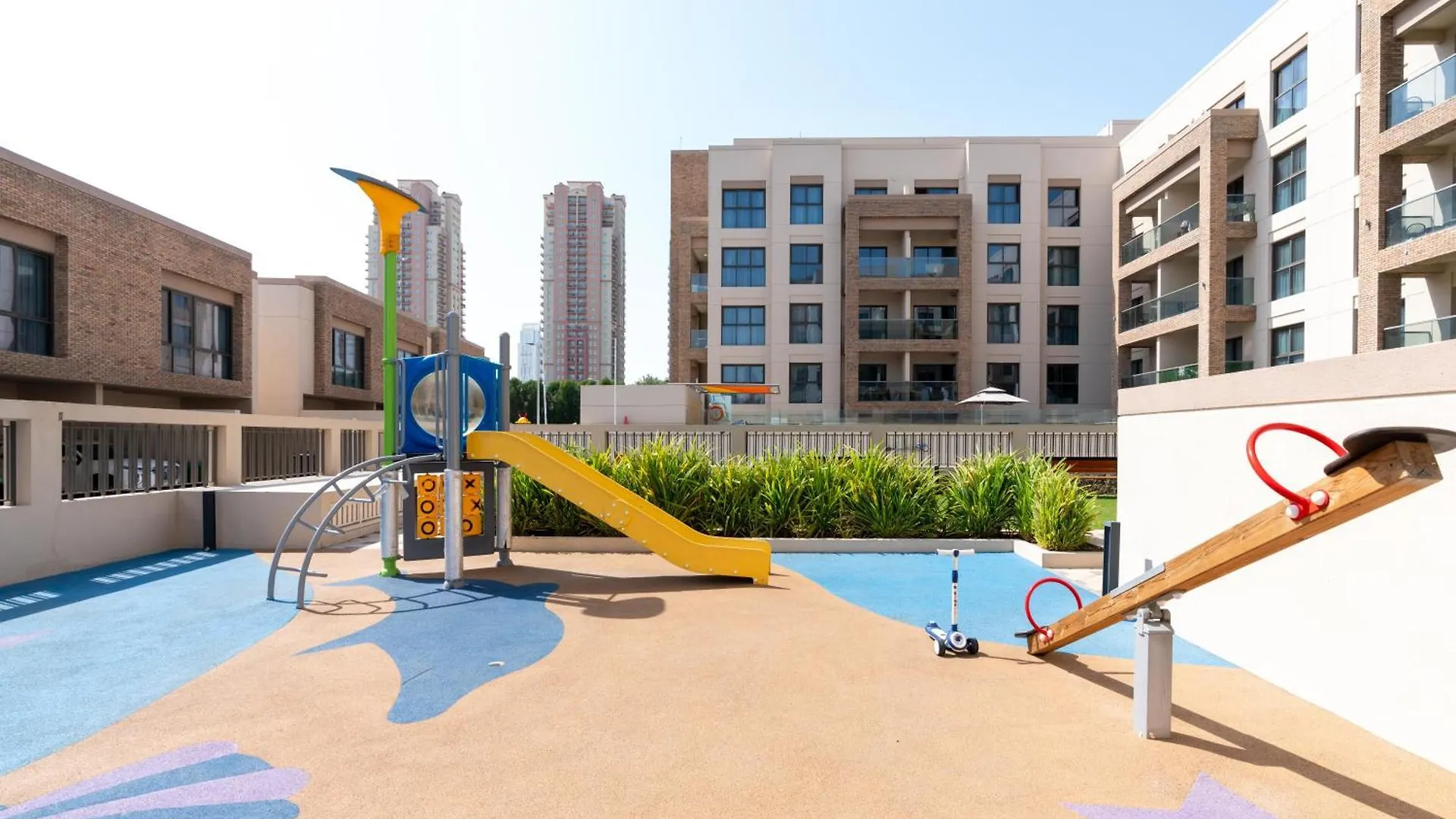 Chic 1Br Retreat - Eleganz 2 By Danube With Study Room Dubaï