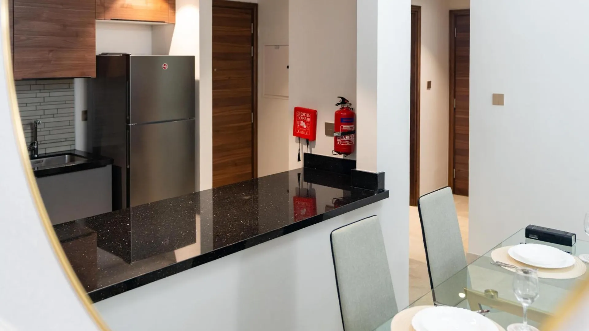 Chic 1Br Retreat - Eleganz 2 By Danube With Study Room Dubai