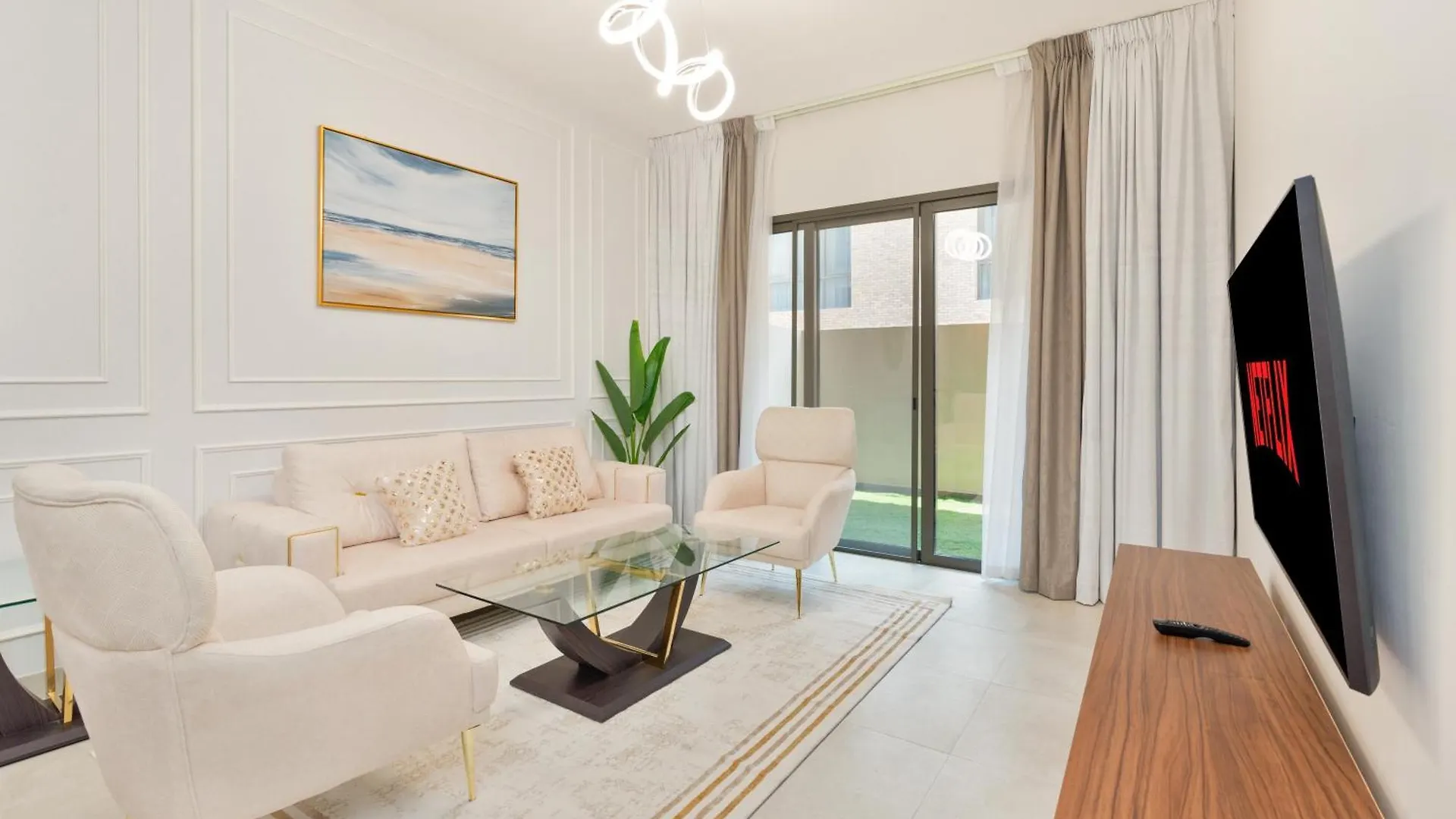Chic 1Br Retreat - Eleganz 2 By Danube With Study Room Dubaï 0*,