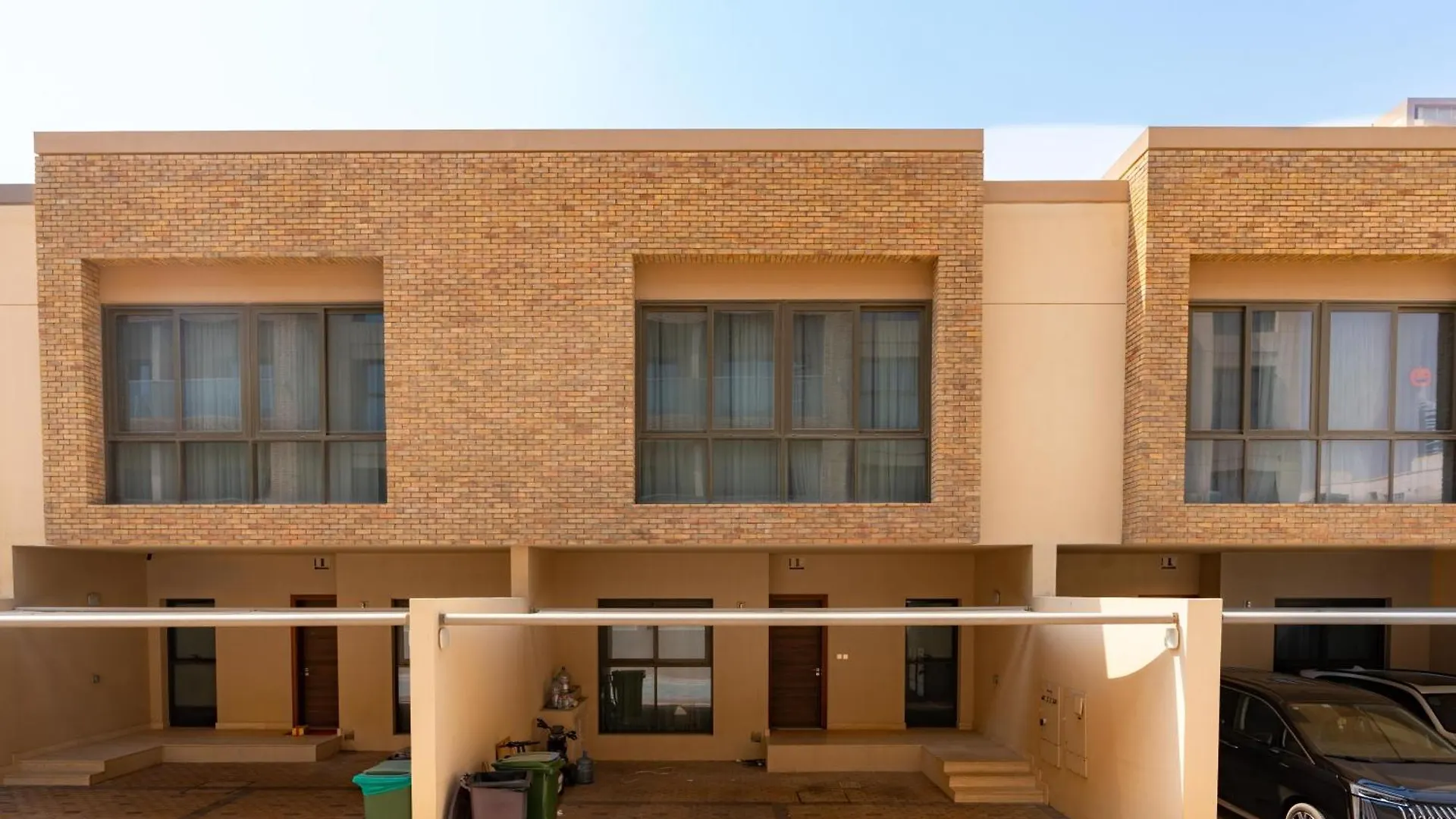 Chic 1Br Retreat - Eleganz 2 By Danube With Study Room Dubai United Arab Emirates