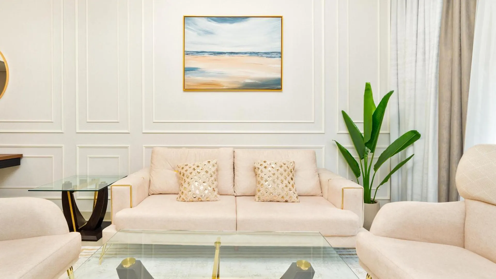 Chic 1Br Retreat - Eleganz 2 By Danube With Study Room Dubai Apartment