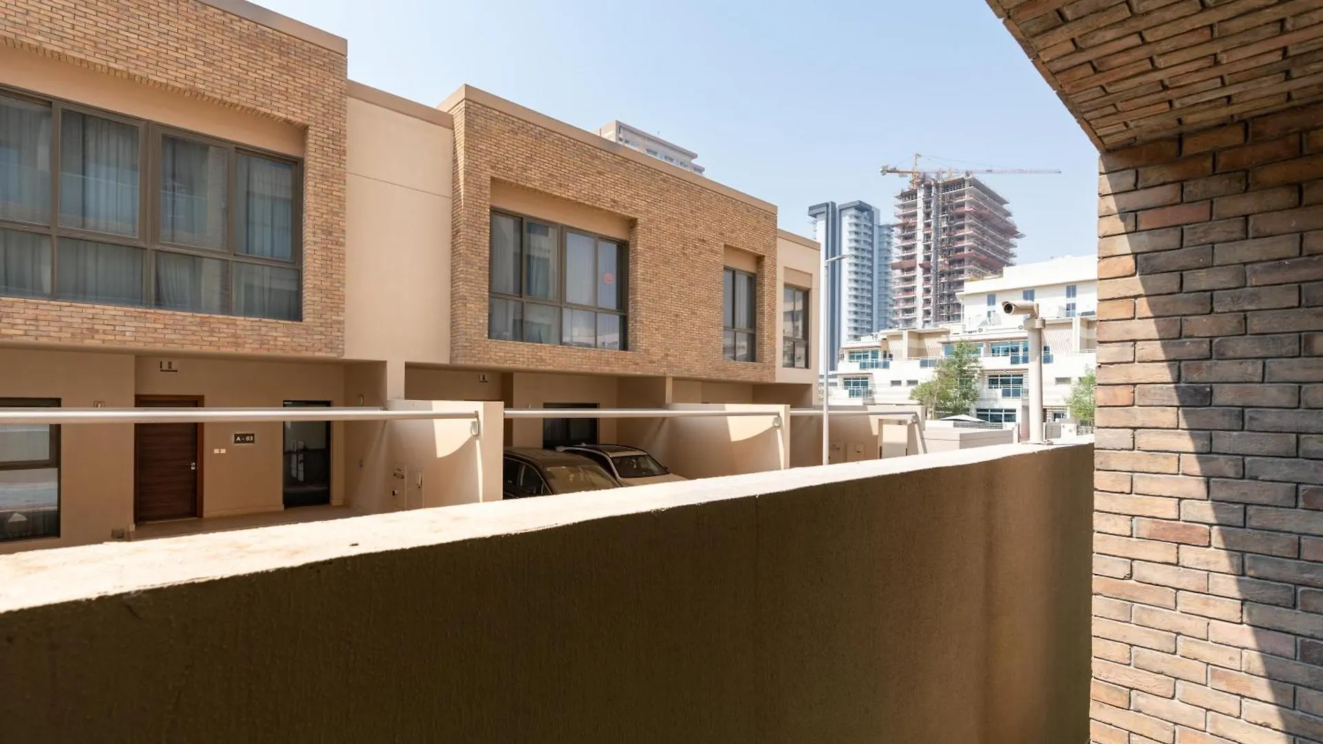 Chic 1Br Retreat - Eleganz 2 By Danube With Study Room Dubai